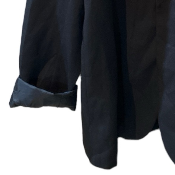 Pretty Little Thing Black Woven Cinched Curve Hem Blazer - Picture 9 of 16